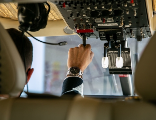 Sistemas de navegación y comunicación que hacen más seguros los vuelos en helicóptero